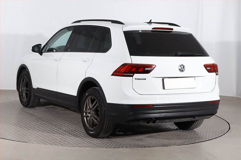 Volkswagen Tiguan (2019) 1.5 TSI, Tempomat - fotka 4 z 20