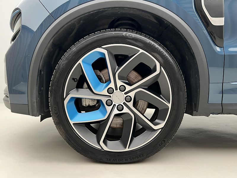 Lynk & Co 01 PHEV AUT - fotka 14 z 50