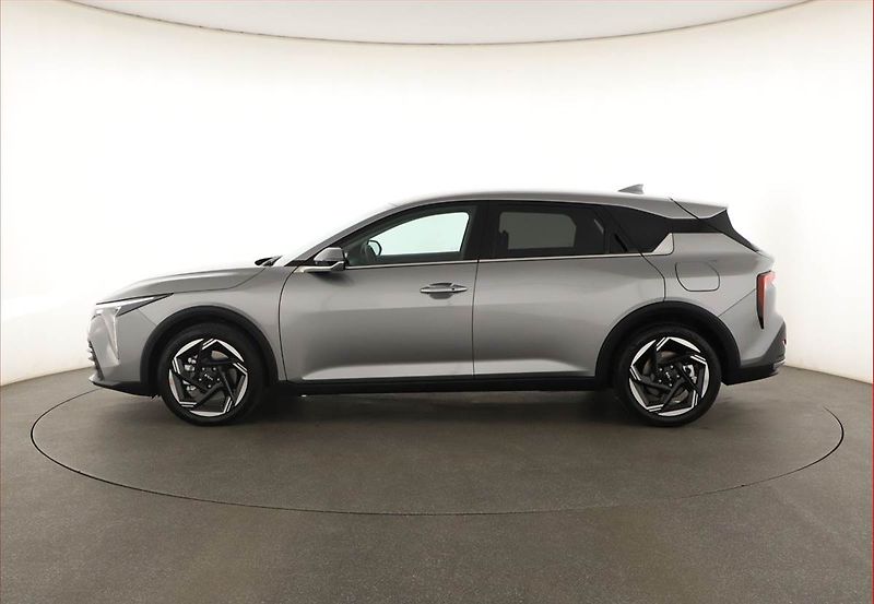 Kia K4 (2026) 1.6 T-GDI, Mrtvý úhel - fotka 3 z 25
