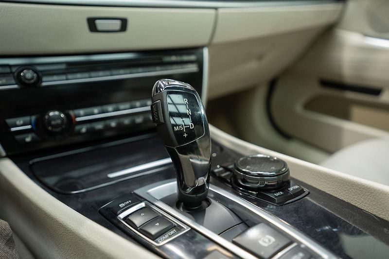 BMW Ostatní 535d xDrive GT Modern Line - fotka 15 z 35