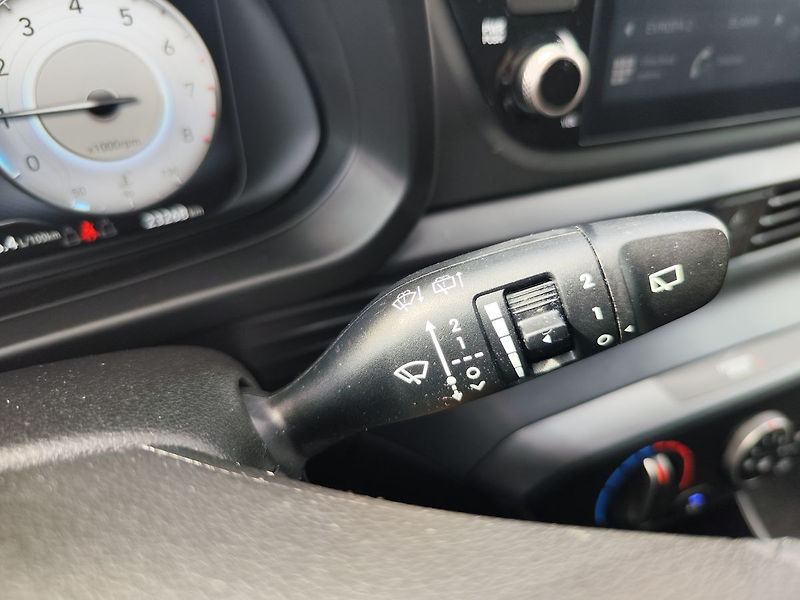 Hyundai Bayon 1.0 T-GDI/74kW Play DCT - fotka 22 z 27