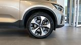 Volvo XC40 ULTIMATE DARK, B4 FWD, 145+10 - náhled 31