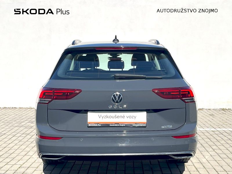 Volkswagen Golf (2022) VARIANT 1,5 eTSI 96KW DSG STYL - fotka 6 z 23