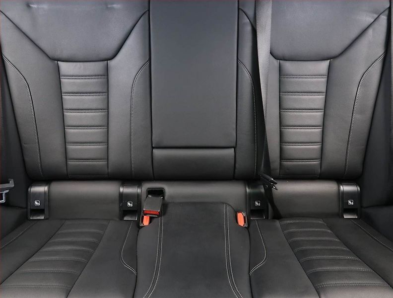 BMW i4 (2022) M50, SoH 88% - fotka 10 z 34