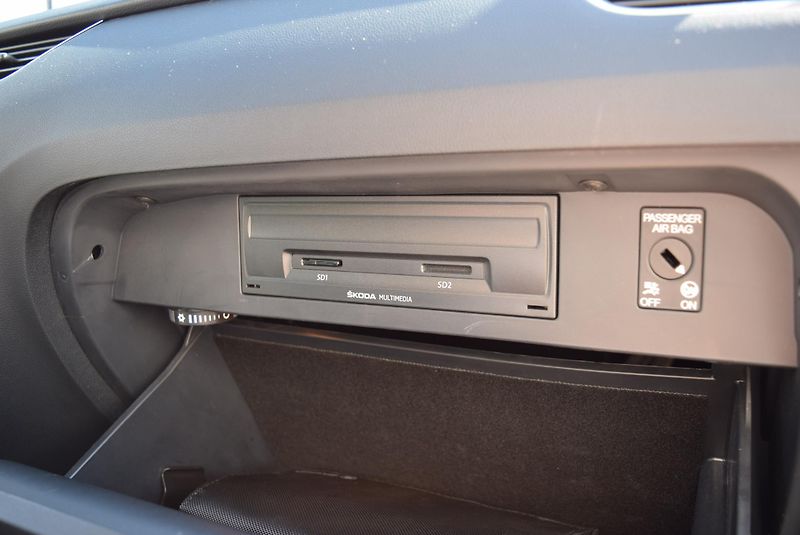 Škoda Octavia (2020) 2.0TDI 110kw AMBITION NAVI APP - fotka 38 z 48