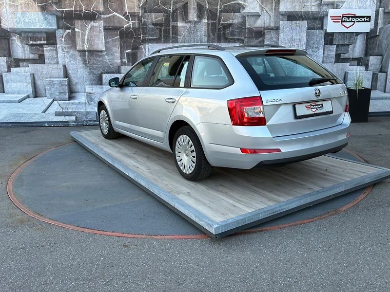 Škoda Octavia (2016) 1.6TDi, 81KW, TEMP., VYHŘ. SED - fotka 8 z 26