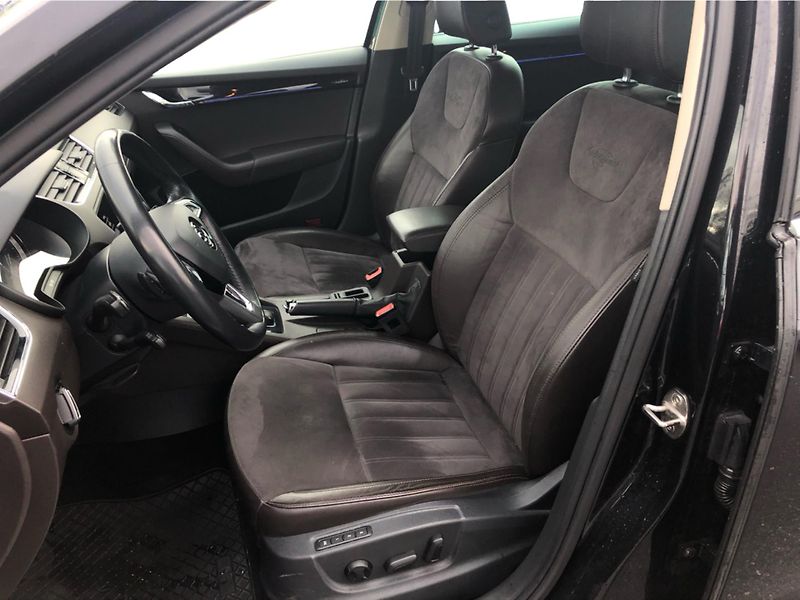 Škoda Octavia Combi 2,0 TDI DSG L&K 135 kW - fotka 11 z 30