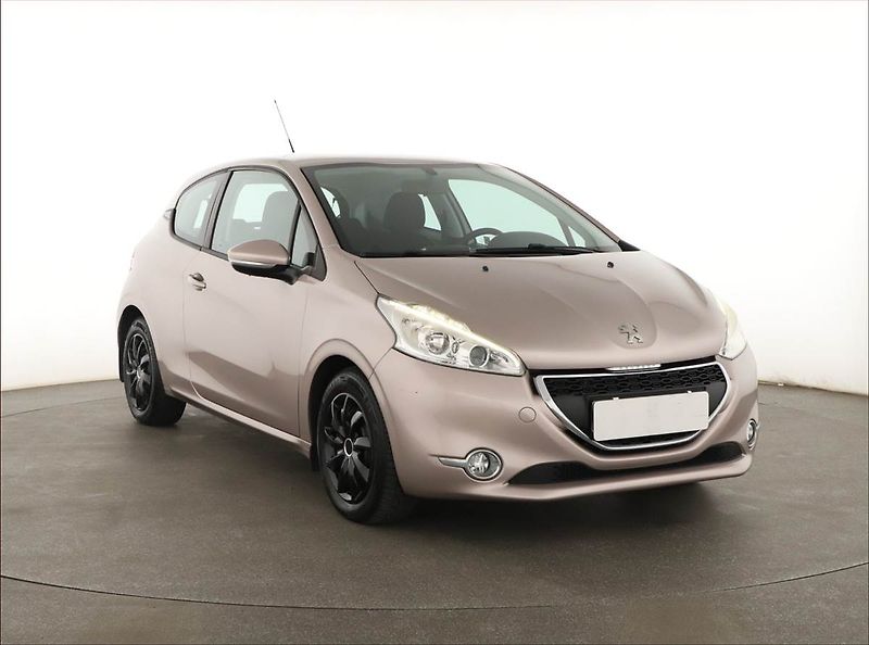 Peugeot 208 (2012) 1.4 VTi, za skvělou cenu - fotografie inzerátu