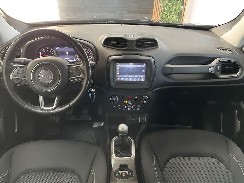 Jeep Renegade 1.0 T 6M ČR 1.MAJ. SERVISKA  - fotka 20 z 27