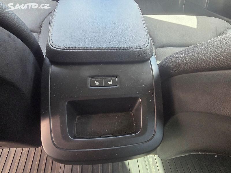 Volvo V90 (2019) servis Volvo, 100% dámské, Top - fotka 11 z 20