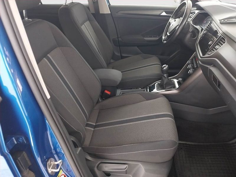 Volkswagen T-Roc (2018) 1.5 TSI, ČR,1.maj, Navi - fotka 9 z 20