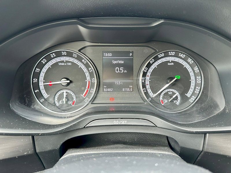 Škoda Kodiaq (2021) 2.0 TDI 110 kW Ambition 4x4 DS - fotka 13 z 25