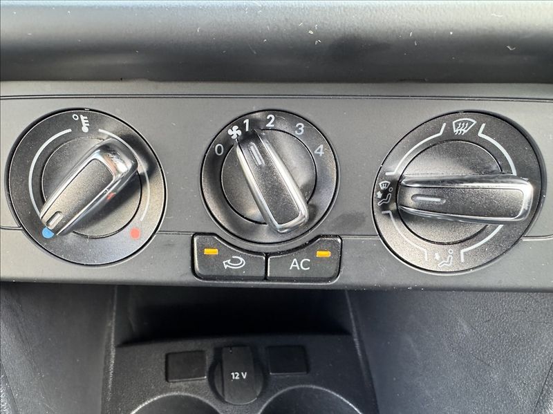 Volkswagen Polo 1,2 i 51kW Comfortline původČR - fotka 37 z 50