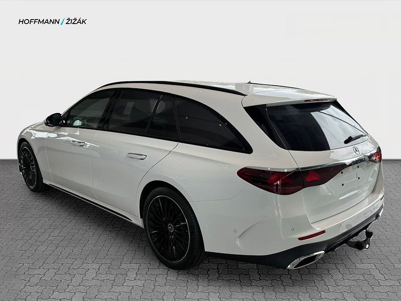 Mercedes-Benz Třídy E (2026) E 220 4MATIC kombi - fotka 3 z 9