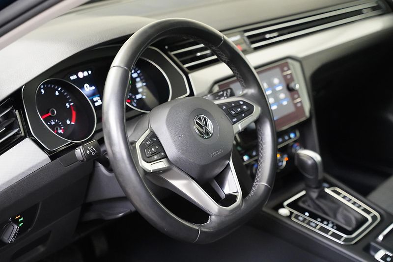 Volkswagen Passat - fotka 14 z 28