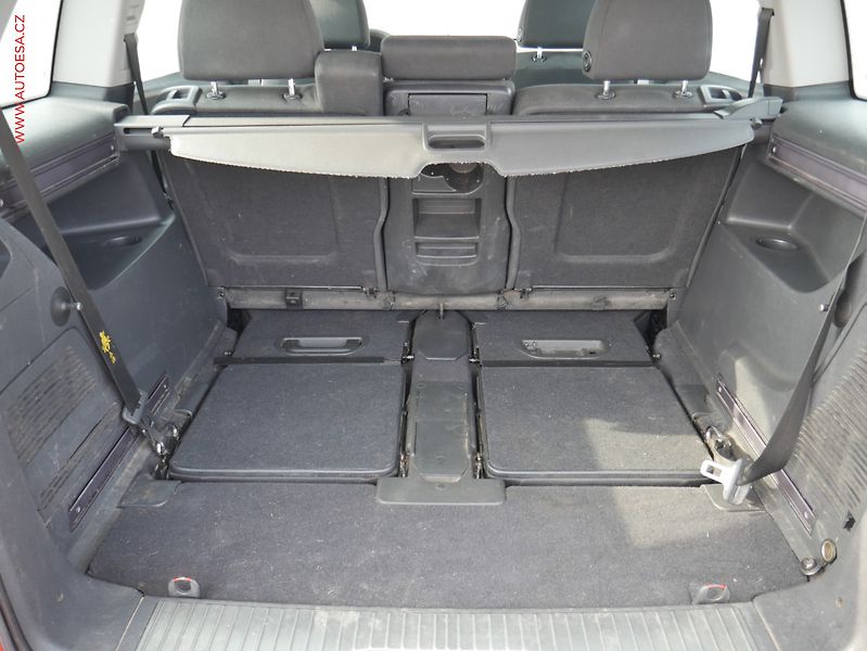 Opel Zafira (2007) 1.9CDTi, AC, temp - fotka 7 z 17
