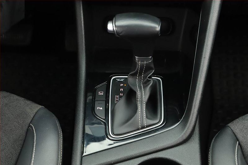 Kia Niro (2020) Hybrid, Automat, Serv.kniha - fotka 10 z 18
