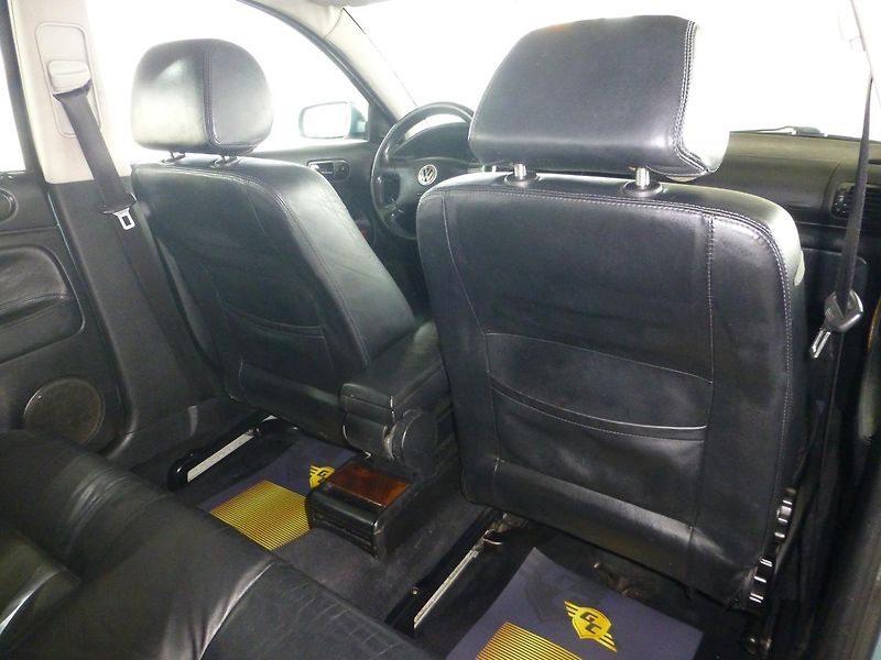 Volkswagen Passat (2000) 1,9TDI*VYHŘ.SEDADLA*ALU*XENONY - fotka 21 z 24