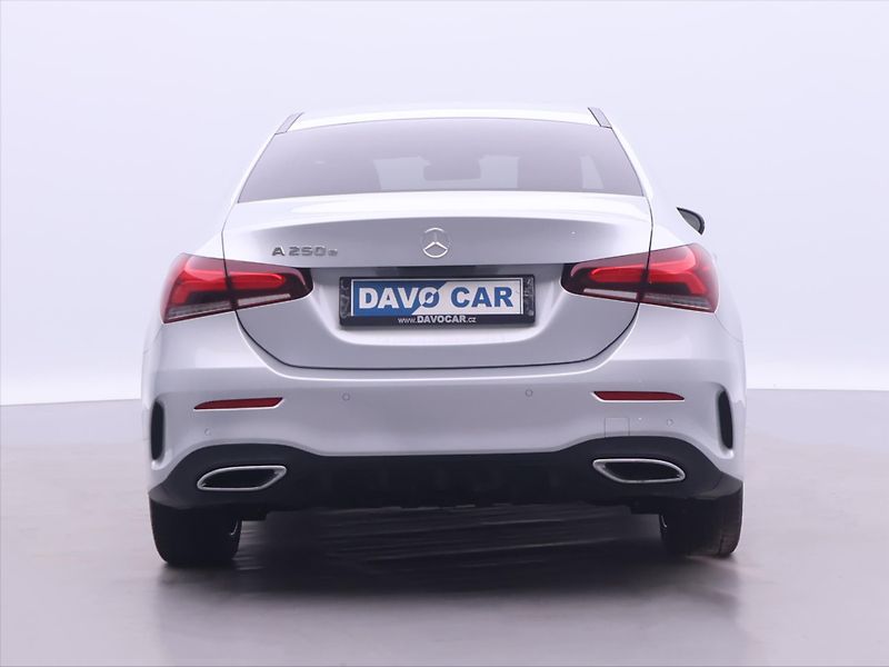 Mercedes-Benz Třídy A 1,3 A 250 e DCT 118kW CZ - fotka 6 z 34