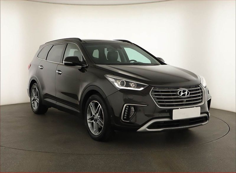 Hyundai Santa Fe (2017) 2.2 CRDi Blue, 4X4, Automat - fotografie inzerátu
