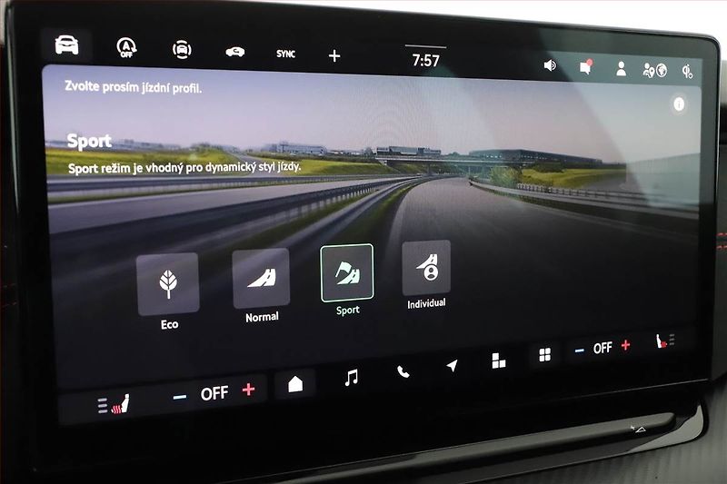 Škoda Octavia (2025) RS 2.0 TSI, RS, KEYLESS - fotka 11 z 19