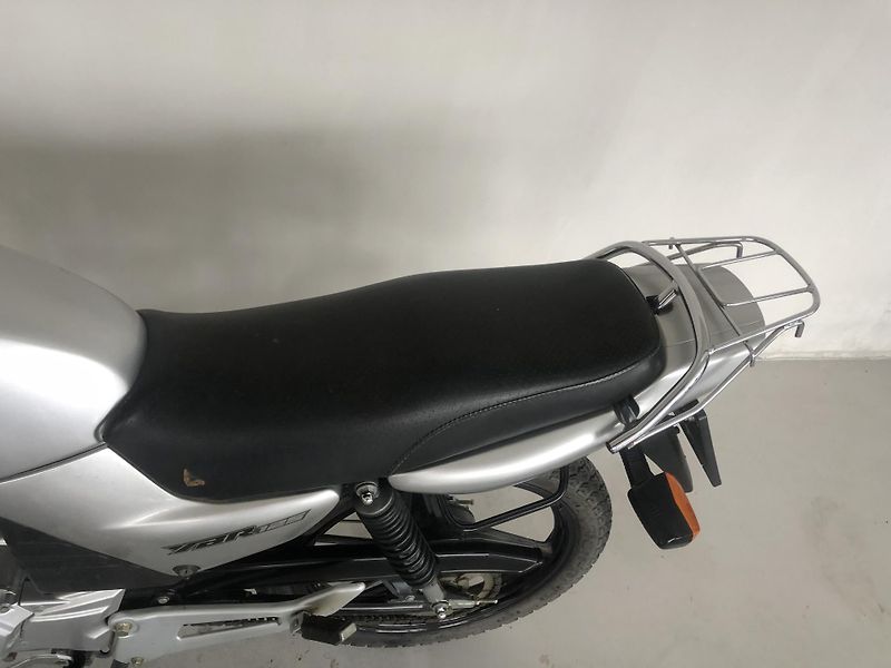 Yamaha YBR 125 - fotka 11 z 15