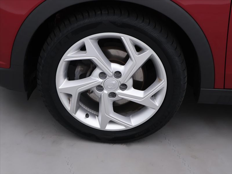 SsangYong Tivoli 1,5 T-GDI 120kW Grand Automat - fotka 26 z 33