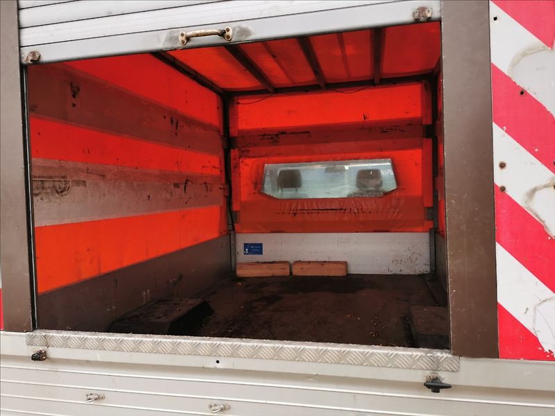 Volkswagen Transporter 2.0 TDI - fotka 10 z 10