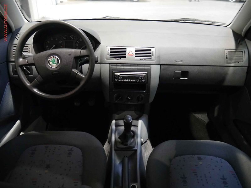 Škoda Fabia (2003) 1.2i, ČR, STK3/28 - fotka 8 z 14