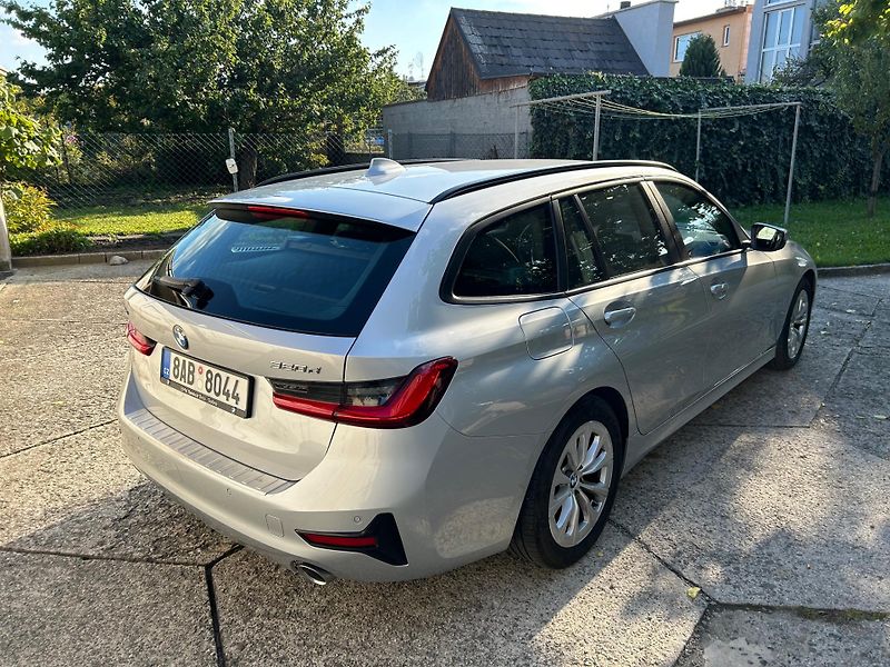 BMW Řada 3 (2020) 320d Xdrive - CZ - DPH - fotka 4 z 16