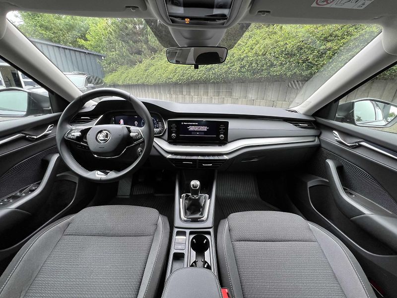 Škoda Octavia combi 2.0 TDi 85 kW - fotka 12 z 17