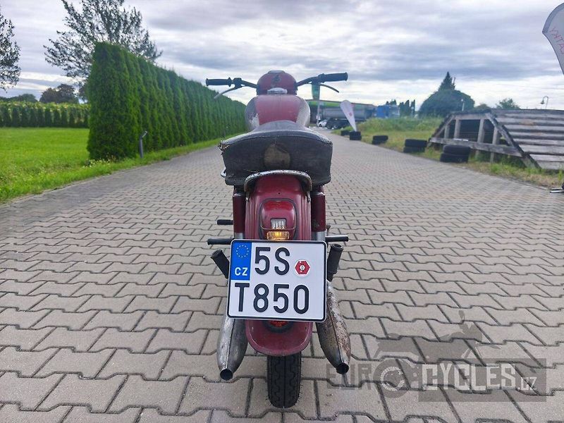 Jawa 250/353 (1961) - fotka 7 z 11