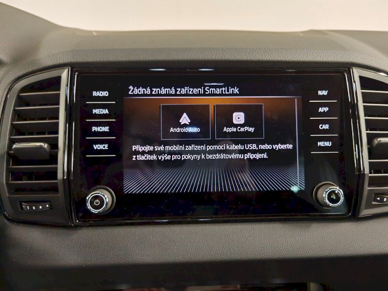 Škoda Karoq (2025) 1.5 TSI 110 kW DSG Sportline - fotka 14 z 32