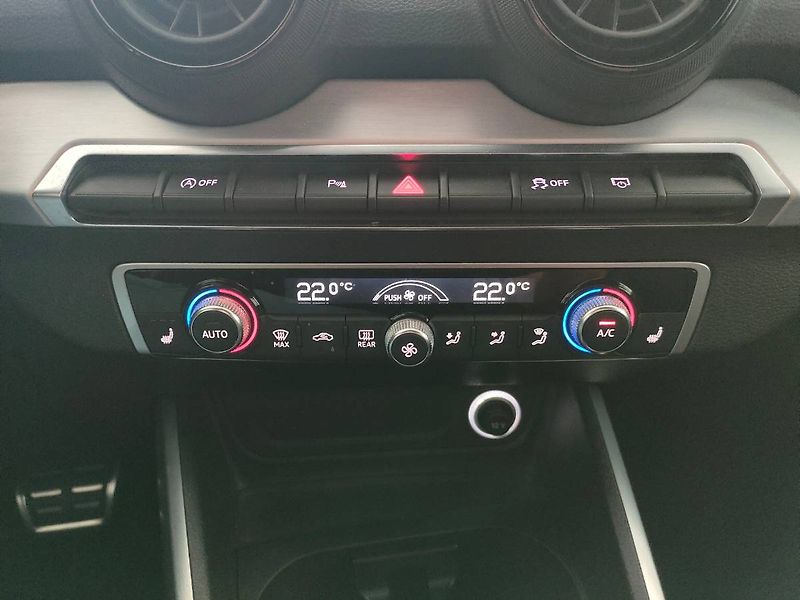Audi Q2 (2017) 35 TDI (110kW/150k) S tronic, - fotka 20 z 27