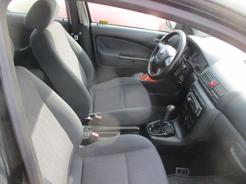 Škoda Octavia (2009) 1,9 TDi - fotka 6 z 11