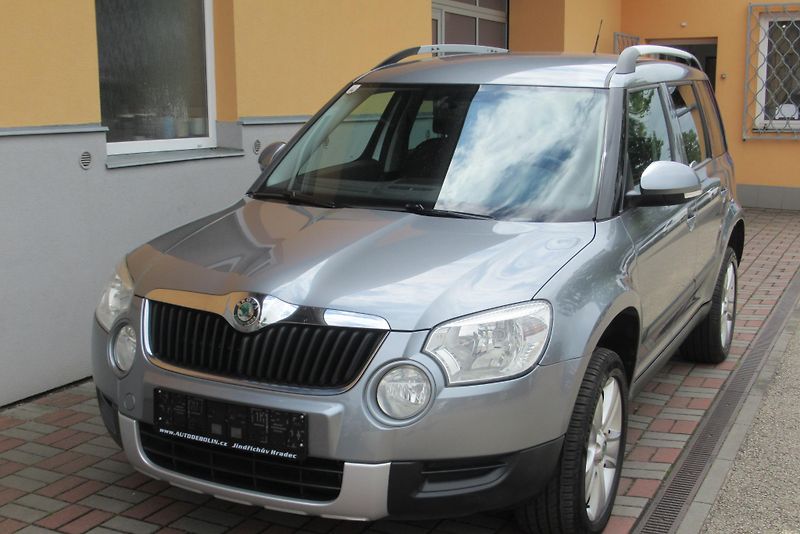 Škoda Yeti 2.0 TDI 4x4 AUT. KLIMA TAŽNÉ - fotka 7 z 31