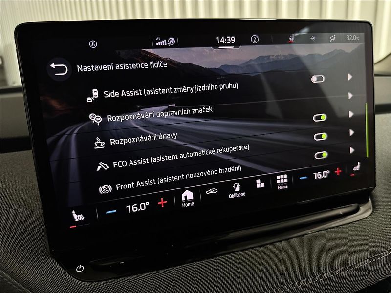 Škoda Enyaq IV80 ACC TAŽNÉ MATRIX LED - fotka 24 z 47