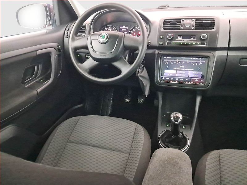 Škoda Roomster (2011) 1.4 16V, Park. senzory - fotka 7 z 16