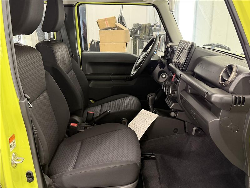 Suzuki Jimny 1,5 75 KW GLX REZERVACE!!! - fotka 14 z 30