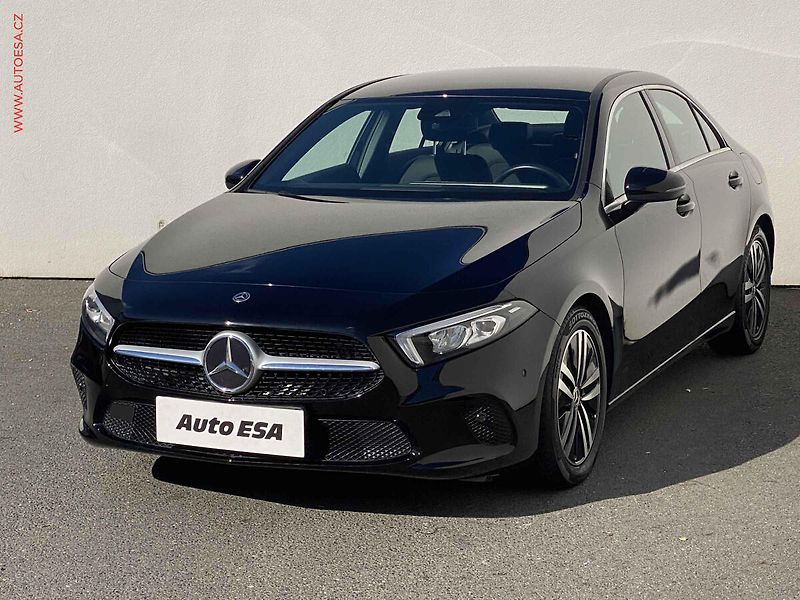 Mercedes-Benz Třídy A (2022) 1.3 CGi A 180, ČR, AT, LED - fotka 3 z 24