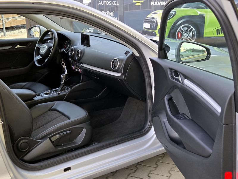 Audi A3 1,4TFSi S-tron, ROZVODY,SERV  - fotka 16 z 43