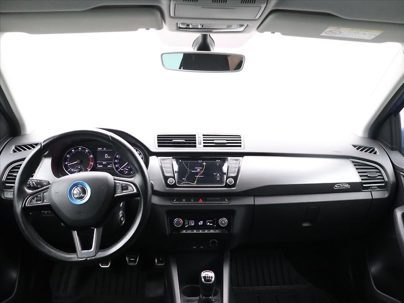 Škoda Fabia 1.2 TSI 81kW Style CZ 1.Maj. - fotka 22 z 29