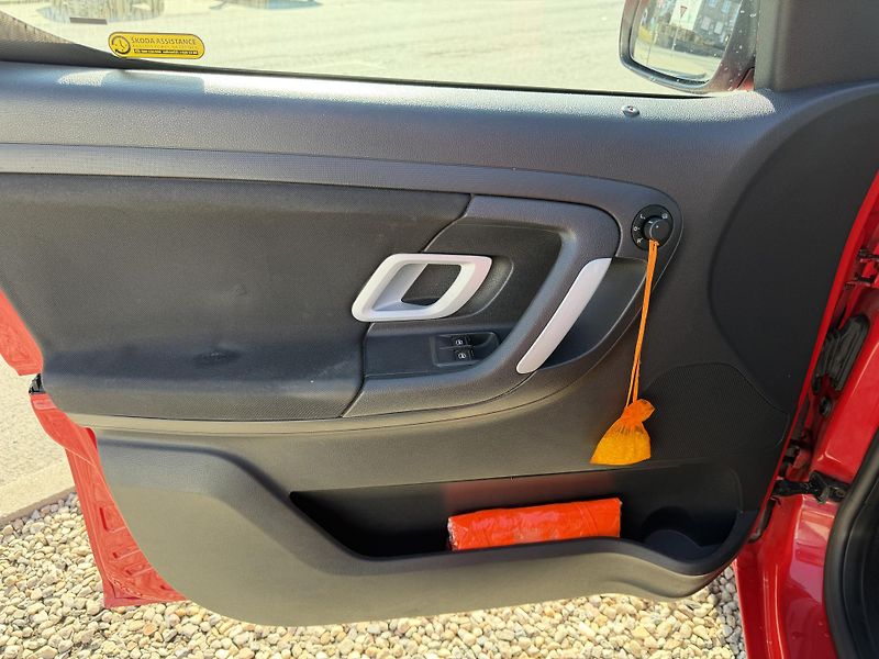 Škoda Roomster 1,4i 16V/63kW - KLIMA,ABS - fotka 9 z 59