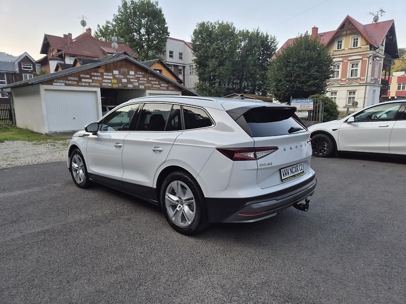 Škoda Enyaq 150kw, iV80 19ALU SOH 92% - fotka 4 z 45