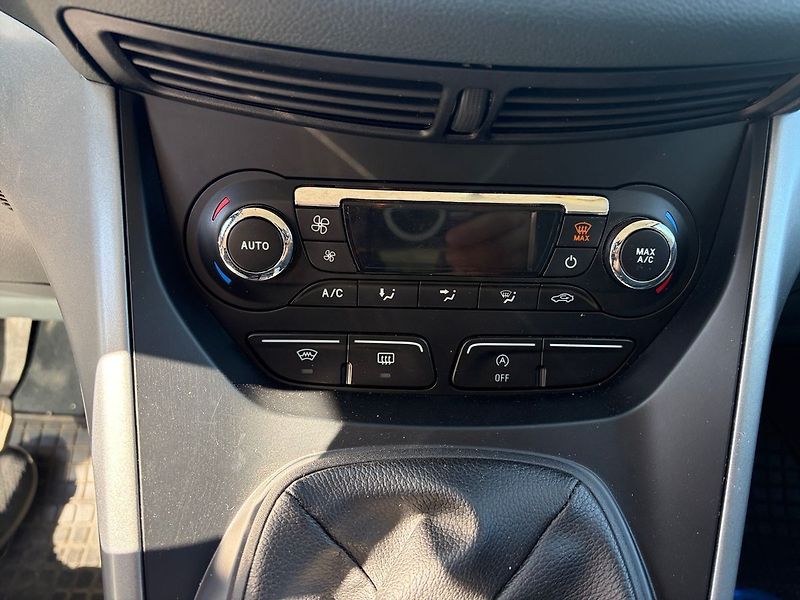 Ford C-MAX - fotka 10 z 19