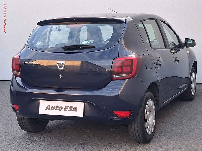 Dacia Sandero (2018) 1.0 SCe, 1.maj,ČR, AC - fotka 4 z 15