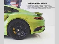 Porsche 911 Turbo S v příplatkovém odstínu „Phyton Green“.