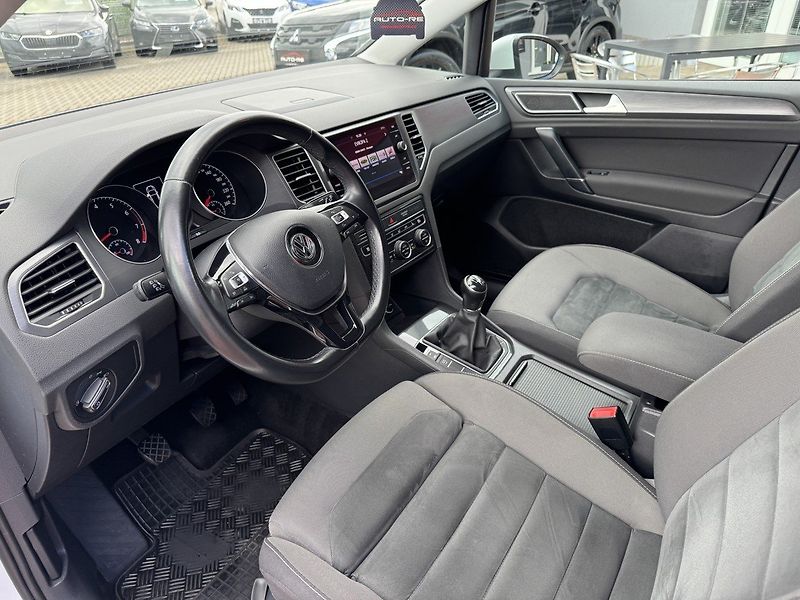 Volkswagen Golf Sportsvan (2018) 1.5TSi LED Navi Kamera - fotka 24 z 50
