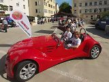 Sportovní kabriolet postavený žáky SOŠ a SOU Sušice.