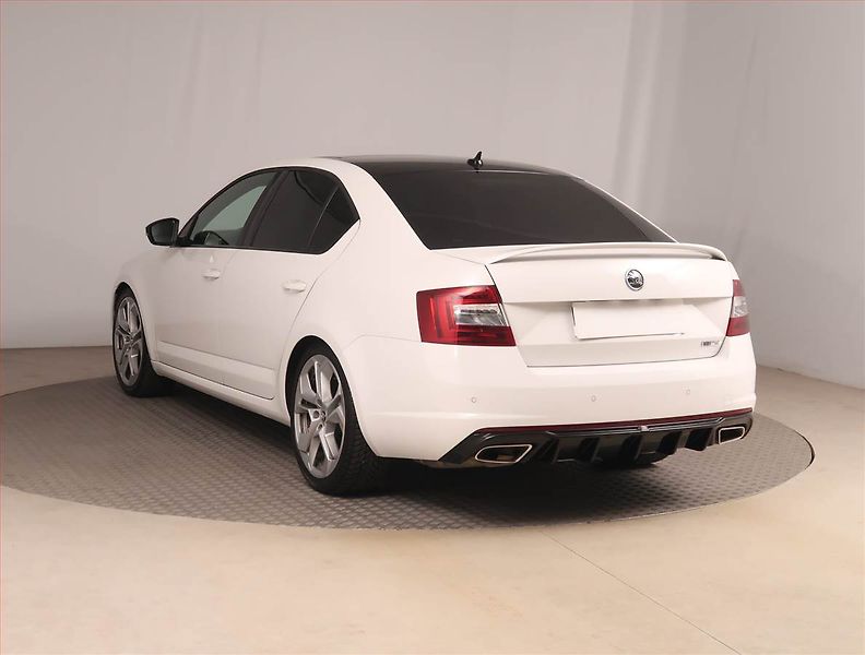 Škoda Octavia (2013) RS 2.0 TDI, Kůže, Navi - fotka 4 z 16